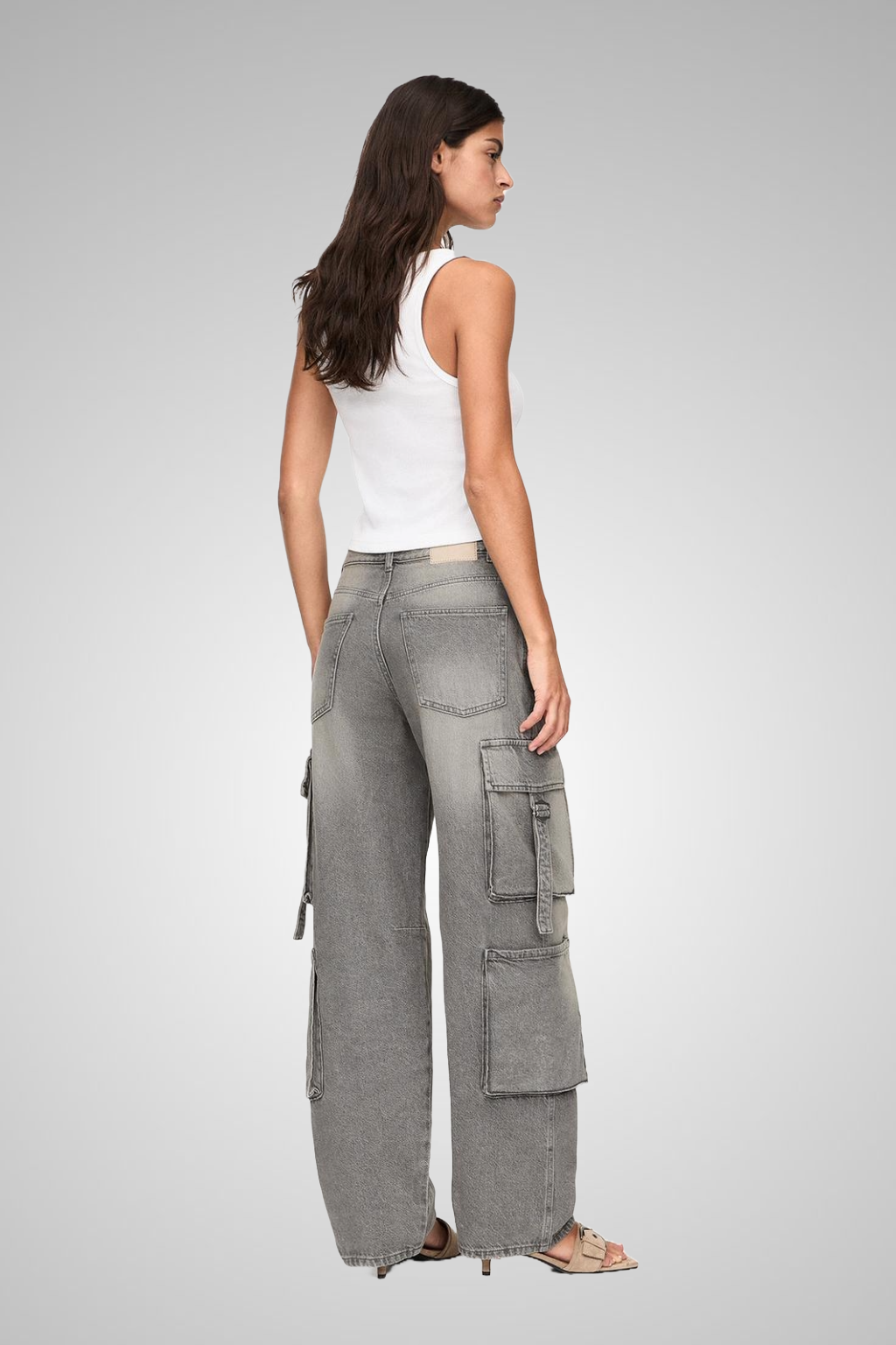 Cargo Grey