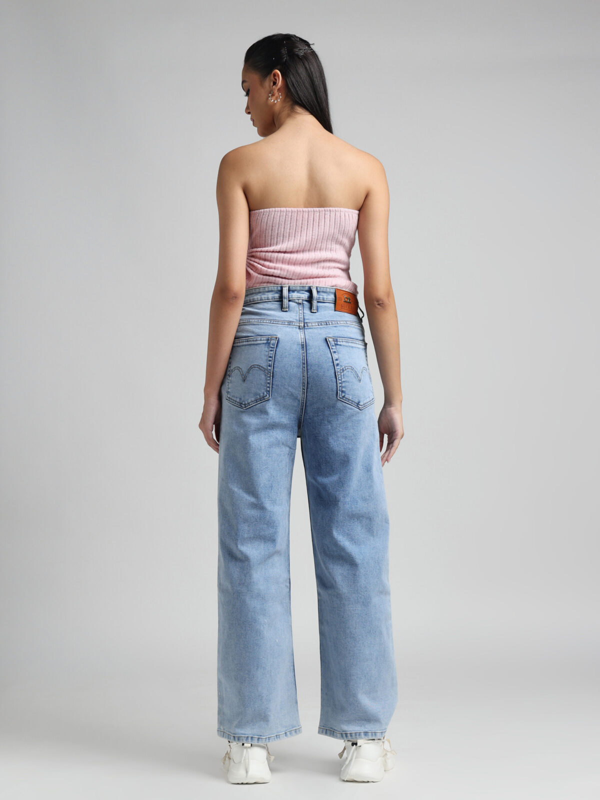 Jeans With Cutouts